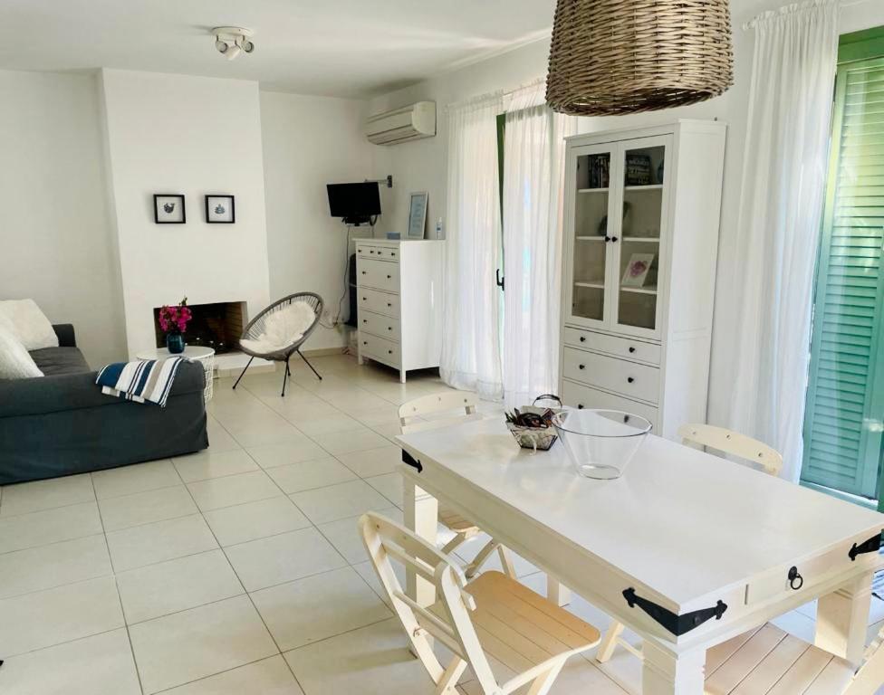 Gennadi Blue Sky Villas المظهر الخارجي الصورة